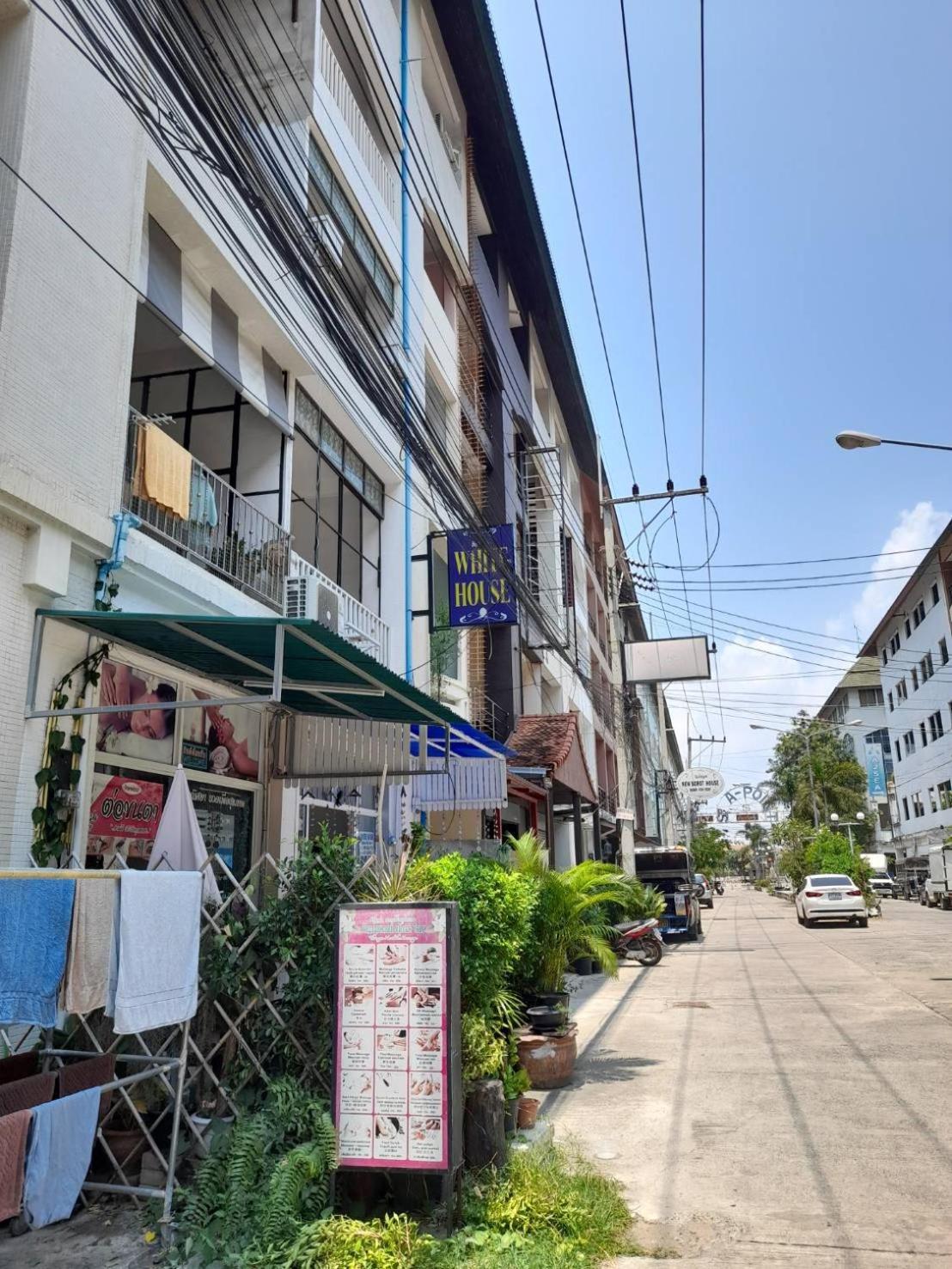 White House By Sorot ตึกขาวโดยโสรฬ Apartment Jomtien Beach Exterior photo