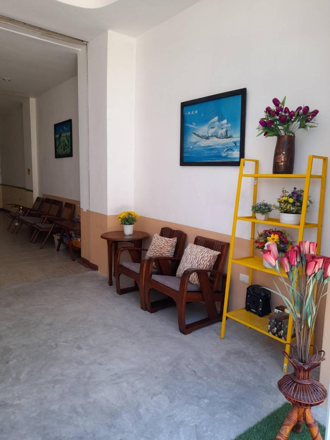 White House By Sorot ตึกขาวโดยโสรฬ Apartment Jomtien Beach Exterior photo